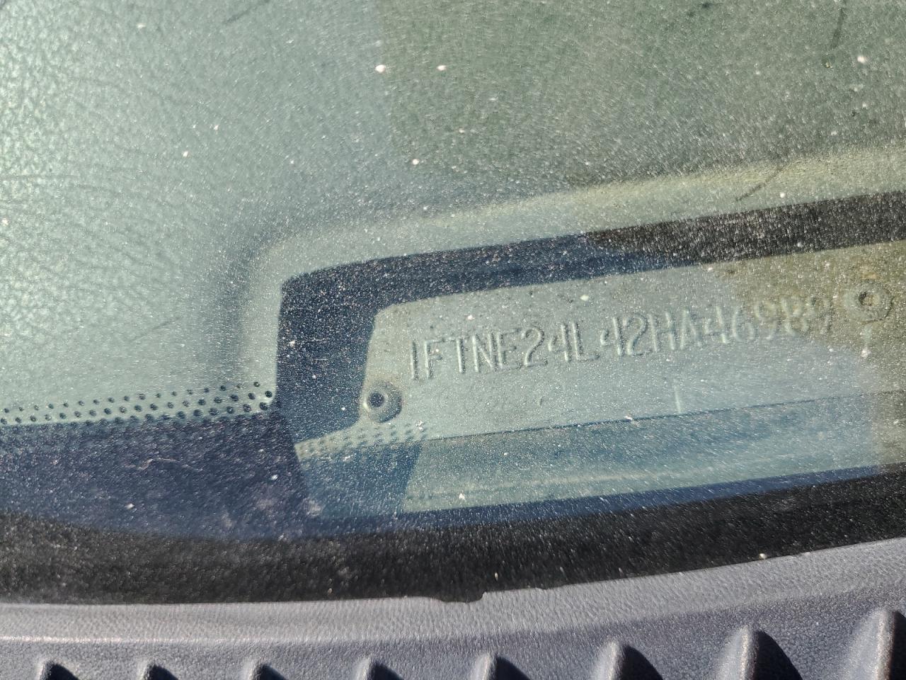 2002 Ford Econoline E250 Van VIN: 1FTNE24L42HA46989 Lot: 86522765