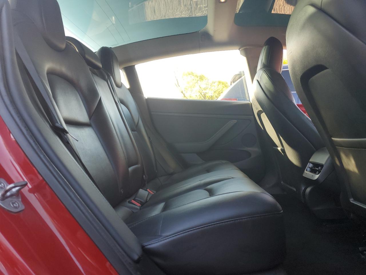 2022 Tesla Model 3 VIN: 5YJ3E1EA5NF286068 Lot: 83982425