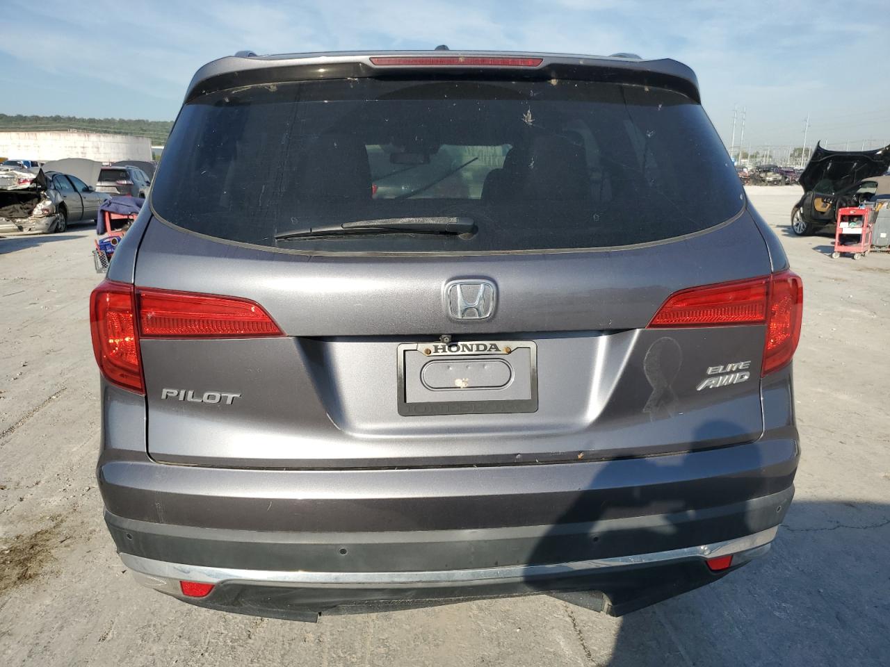 2016 Honda Pilot Elite VIN: 5FNYF6H06GB121295 Lot: 84599955