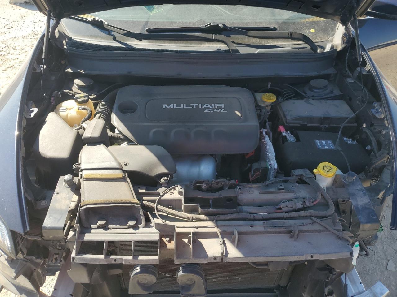 2015 Jeep Cherokee Limited VIN: 1C4PJLDB9FW759633 Lot: 83992905