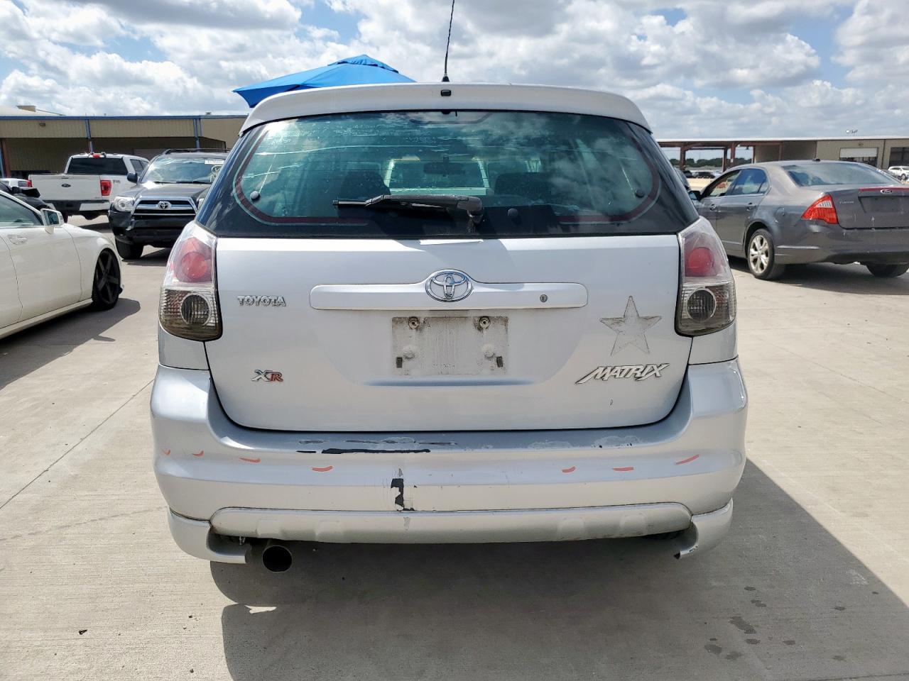 2005 Toyota Corolla Matrix Xr VIN: 2T1KR32E55C381334 Lot: 81726305