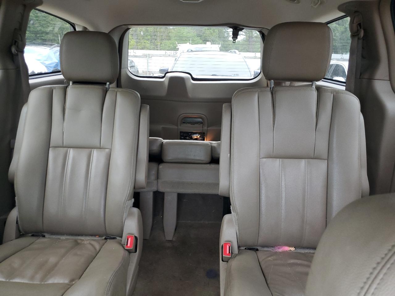 2016 Chrysler Town & Country Touring VIN: 2C4RC1BG2GR230671 Lot: 84546675