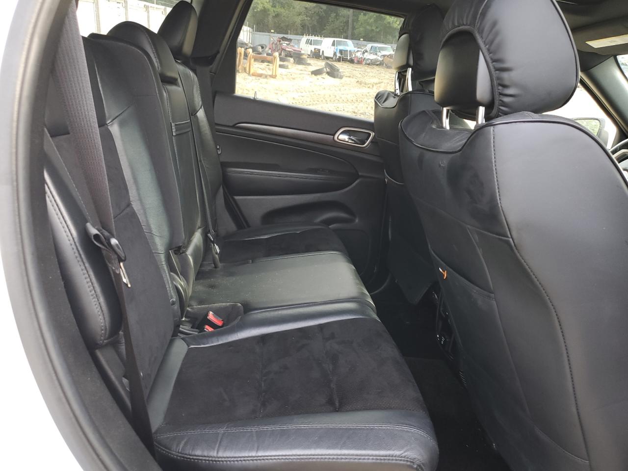 2015 Jeep Grand Cherokee Laredo VIN: 1C4RJFAG5FC632826 Lot: 84296795