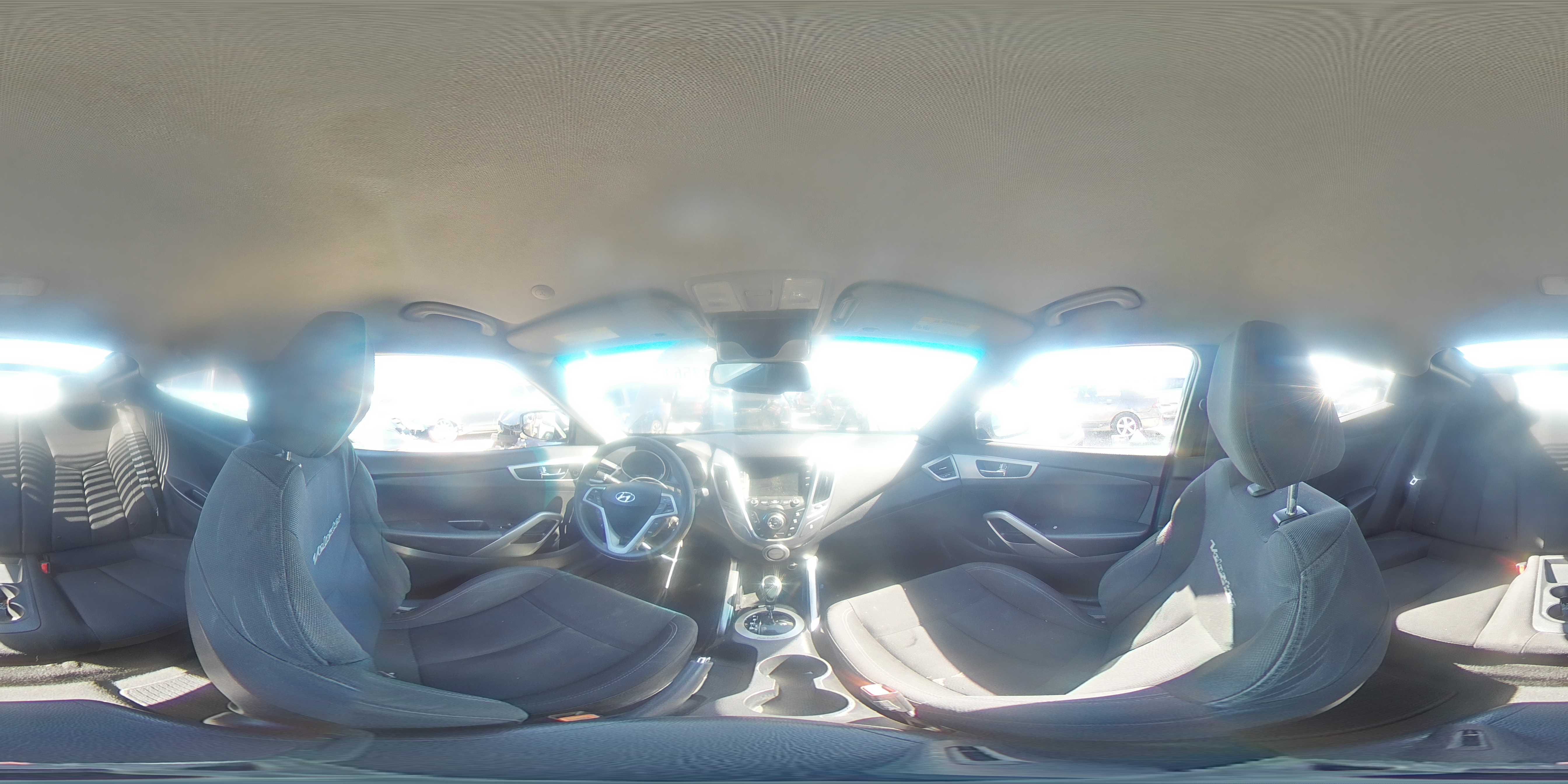 2014 Hyundai Veloster VIN: KMHTC6AD2EU208305 Lot: 81756115