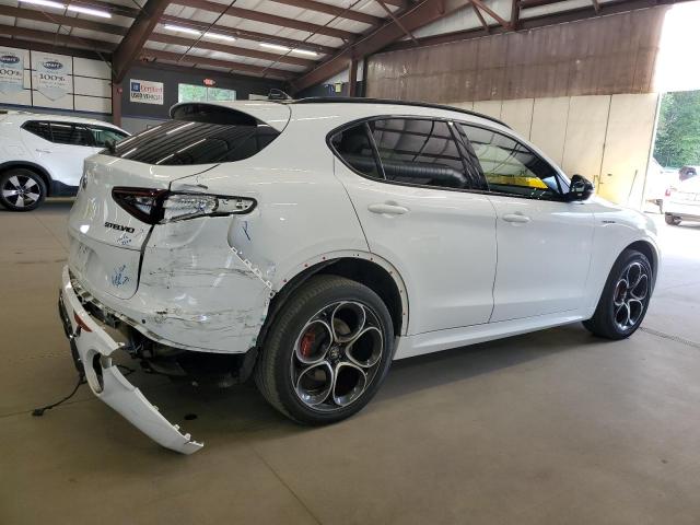  ALFA ROMEO STELVIO 2022 White
