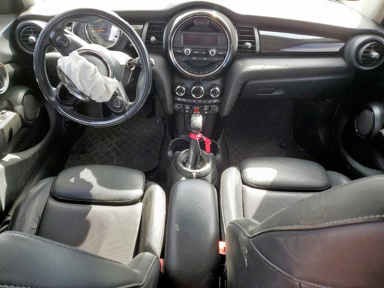 2016 Mini Cooper VIN: WMWXU1C5XG2E17169 Lot: 84556145