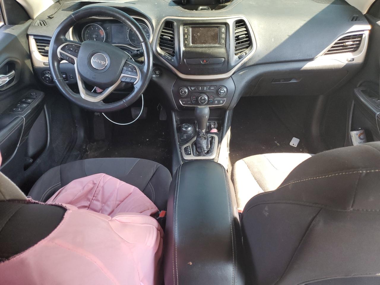 2016 Jeep Cherokee Latitude VIN: 1C4PJMCS9GW120452 Lot: 81402975