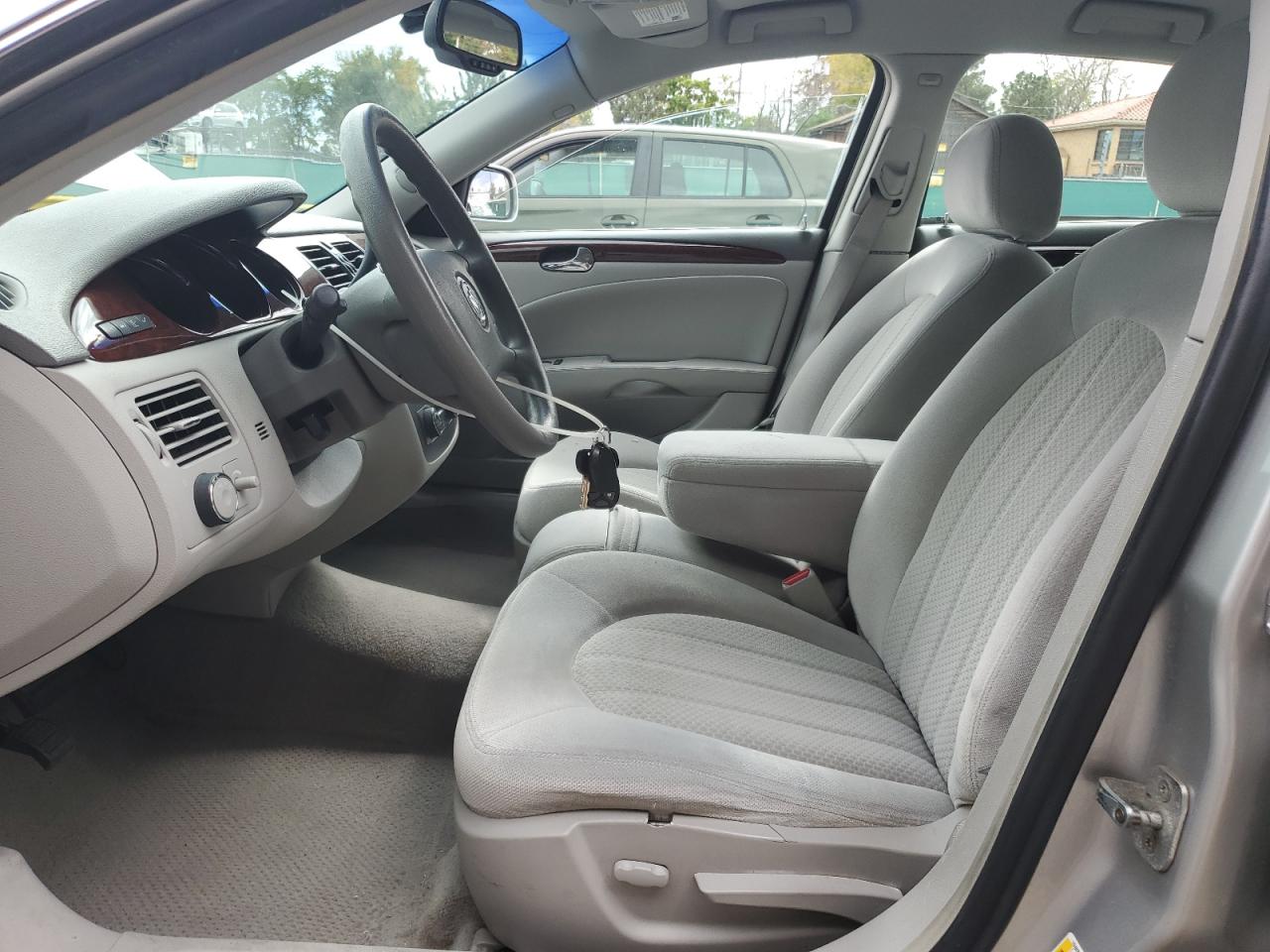 2007 Buick Lucerne Cx VIN: 1G4HP57247U143809 Lot: 82116875