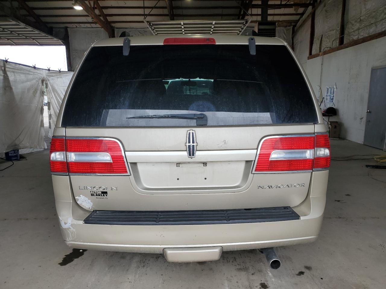 2008 Lincoln Navigator VIN: 5LMFU28578LJ14235 Lot: 82127905