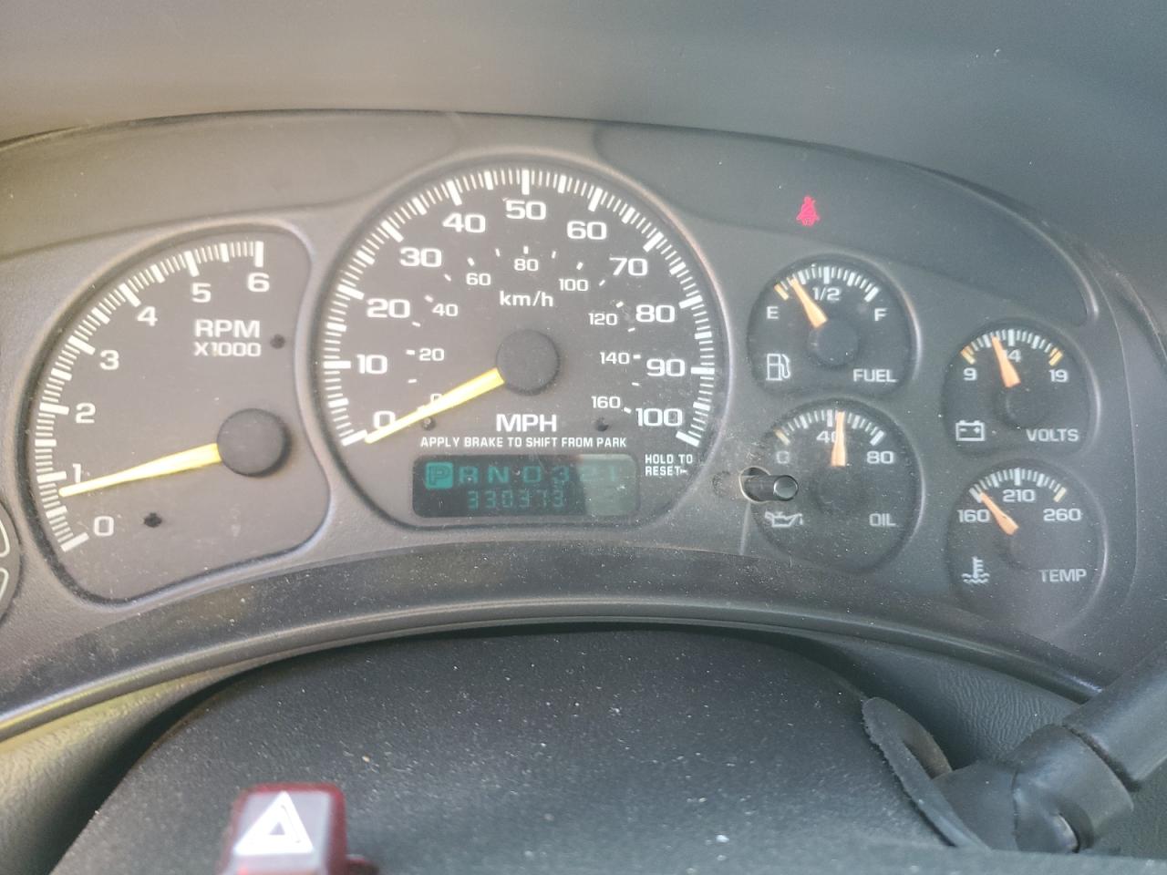 2000 Chevrolet Silverado C1500 VIN: 1GCEC19TXYZ134487 Lot: 71546575