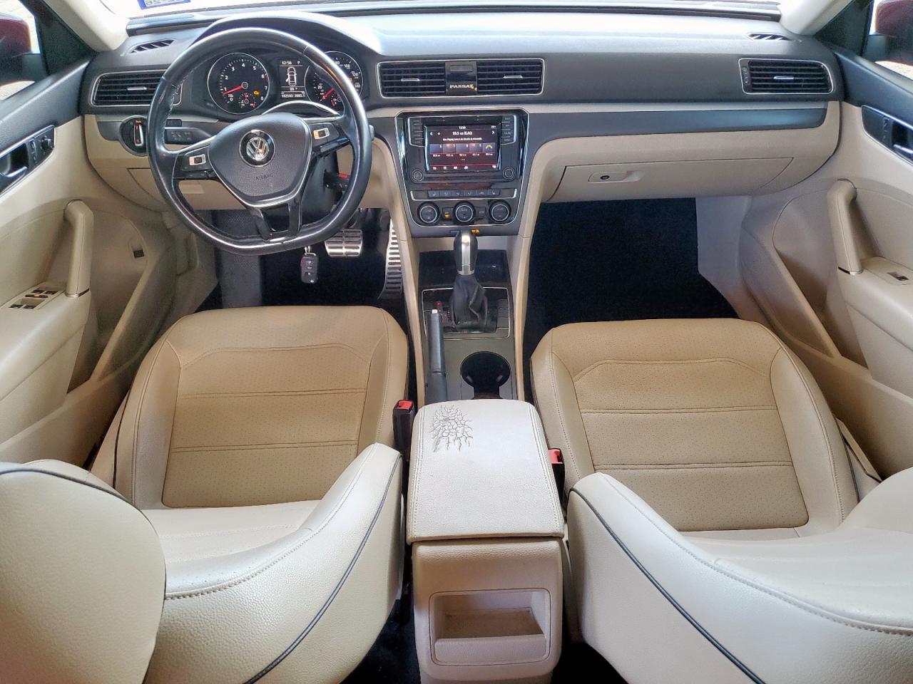 2018 Volkswagen Passat S VIN: 1VWAA7A3XJC050386 Lot: 80882395