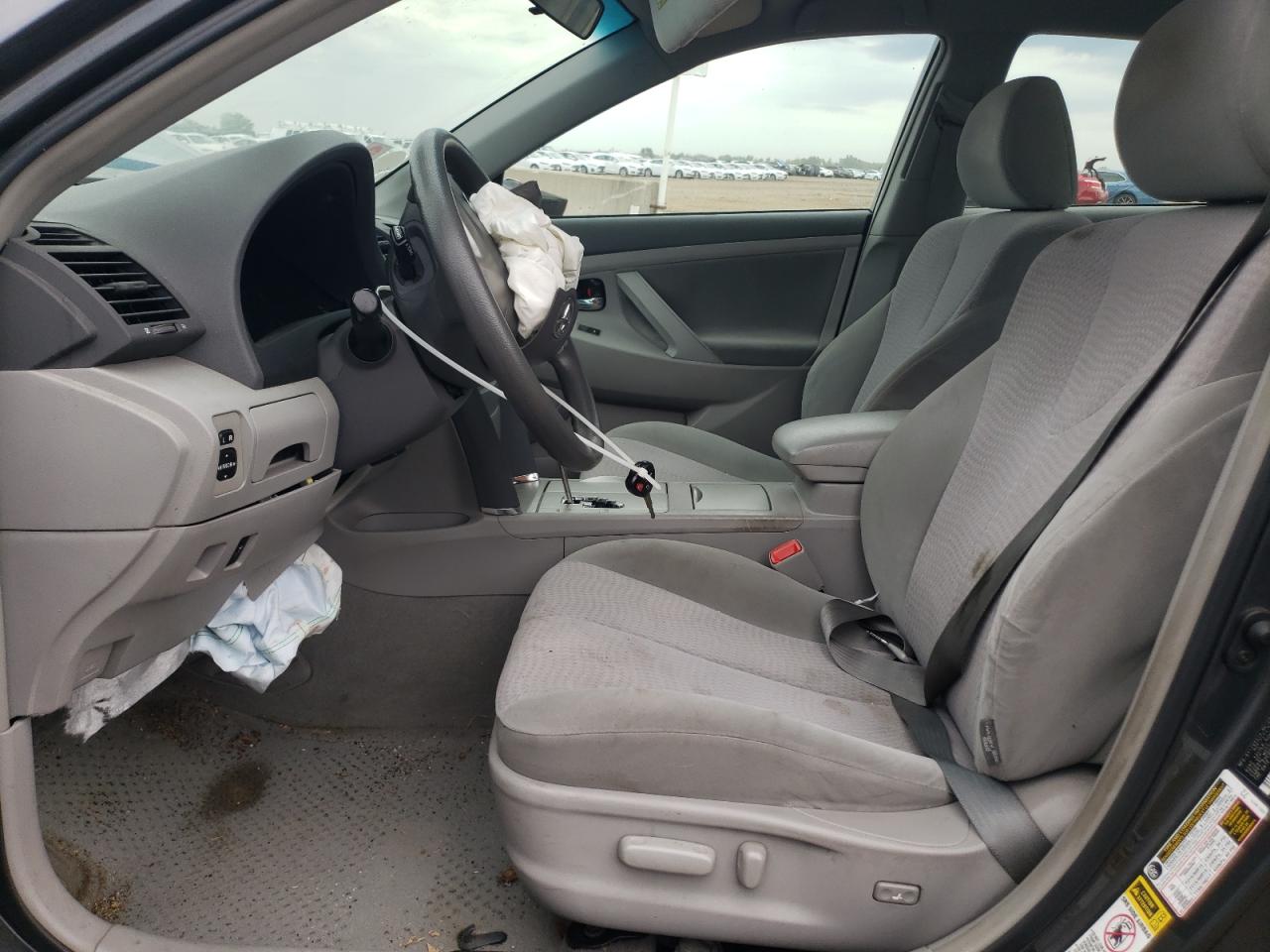 2010 Toyota Camry Base VIN: 4T4BF3EK0AR037595 Lot: 82049905