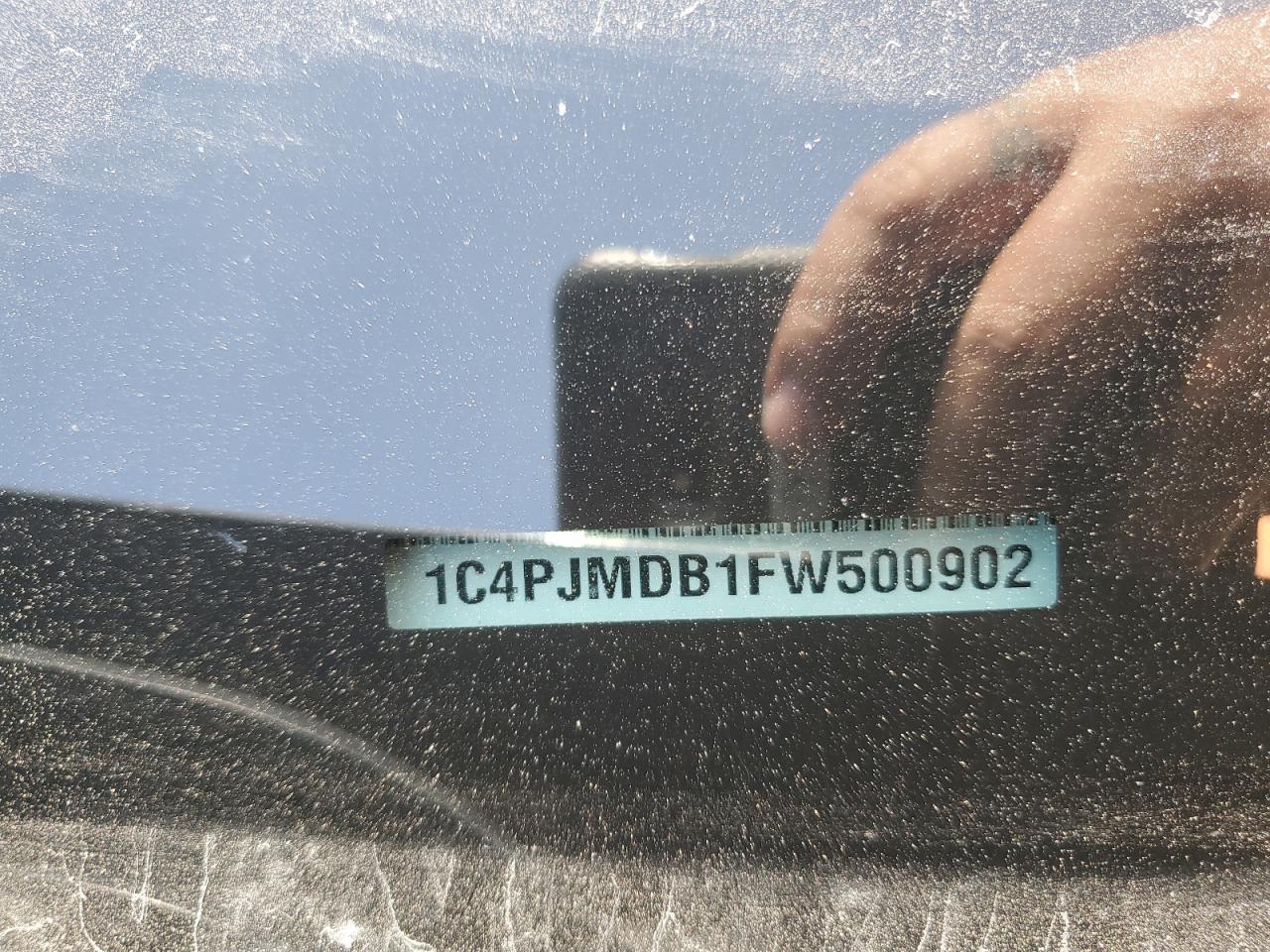 2015 Jeep Cherokee Limited VIN: 1C4PJMDB1FW500902 Lot: 71880005