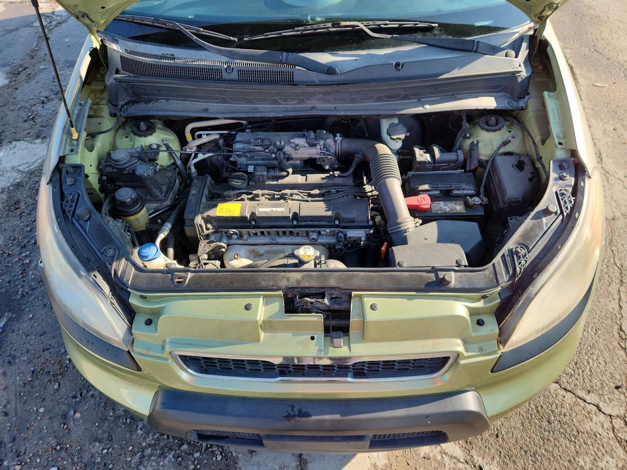 2011 Kia Soul + VIN: KNDJT2A26B7199394 Lot: 71218075