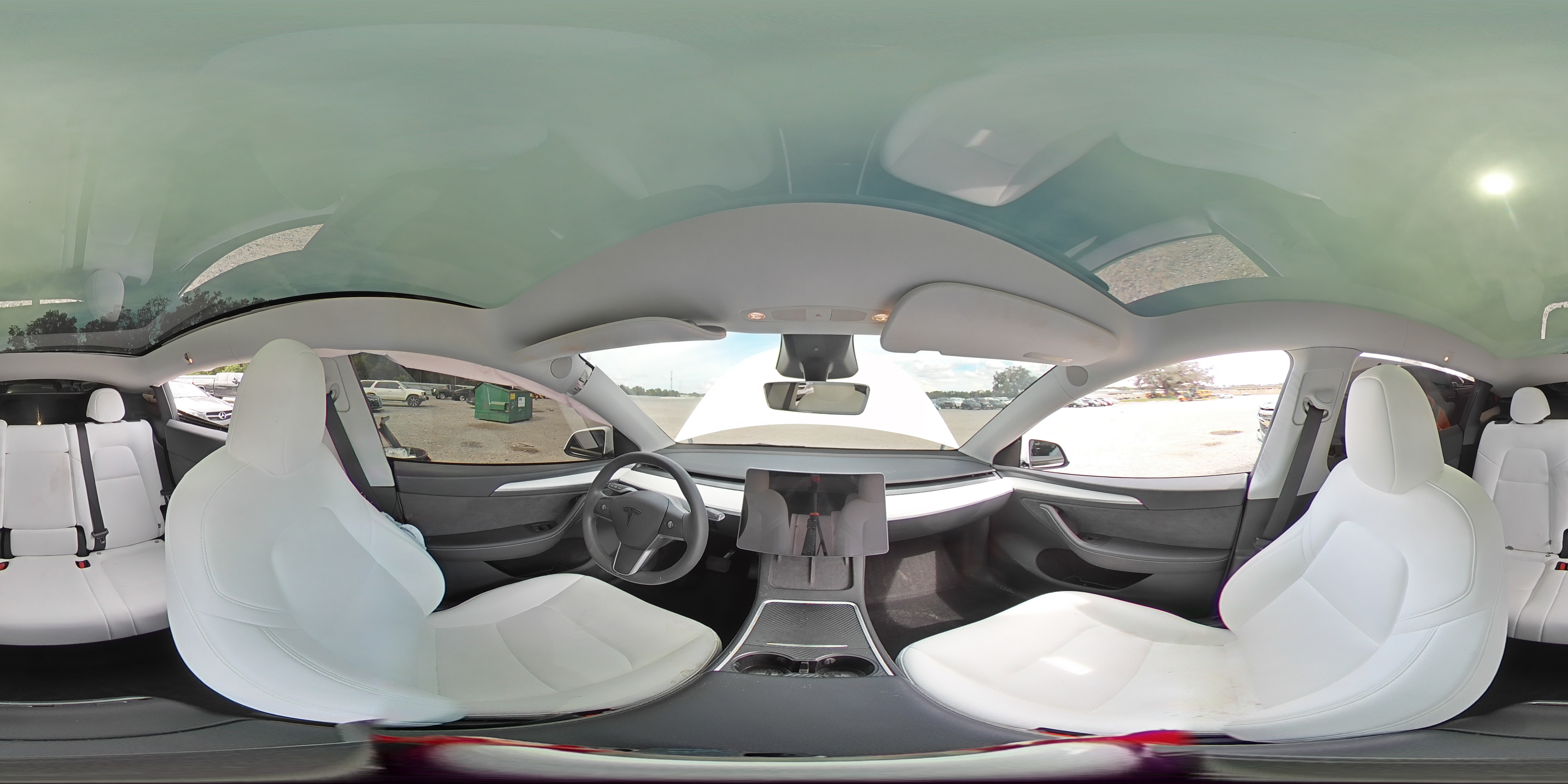 2024 Tesla Model Y VIN: 7SAYGDED8RA334860 Lot: 83752405