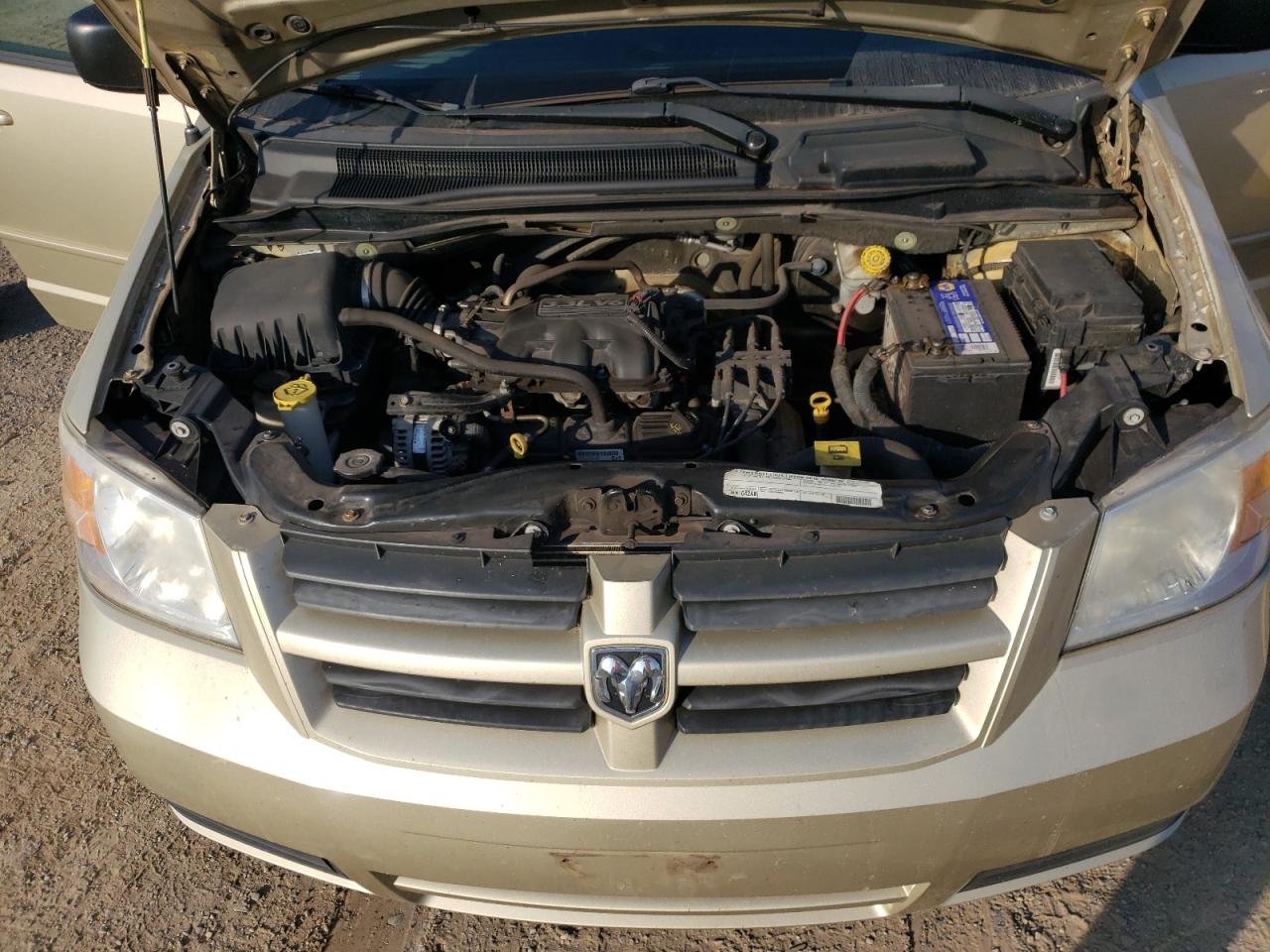 2010 Dodge Grand Caravan Se VIN: 2D4RN4DE2AR473401 Lot: 71823205