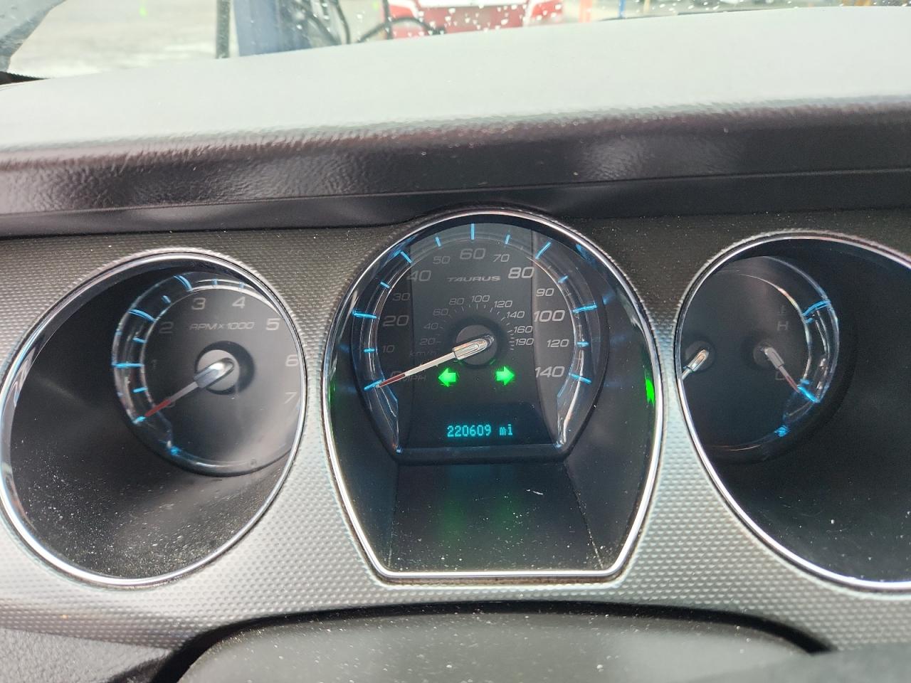 2011 Ford Taurus Sel VIN: 1FAHP2EW8BG134245 Lot: 81955605