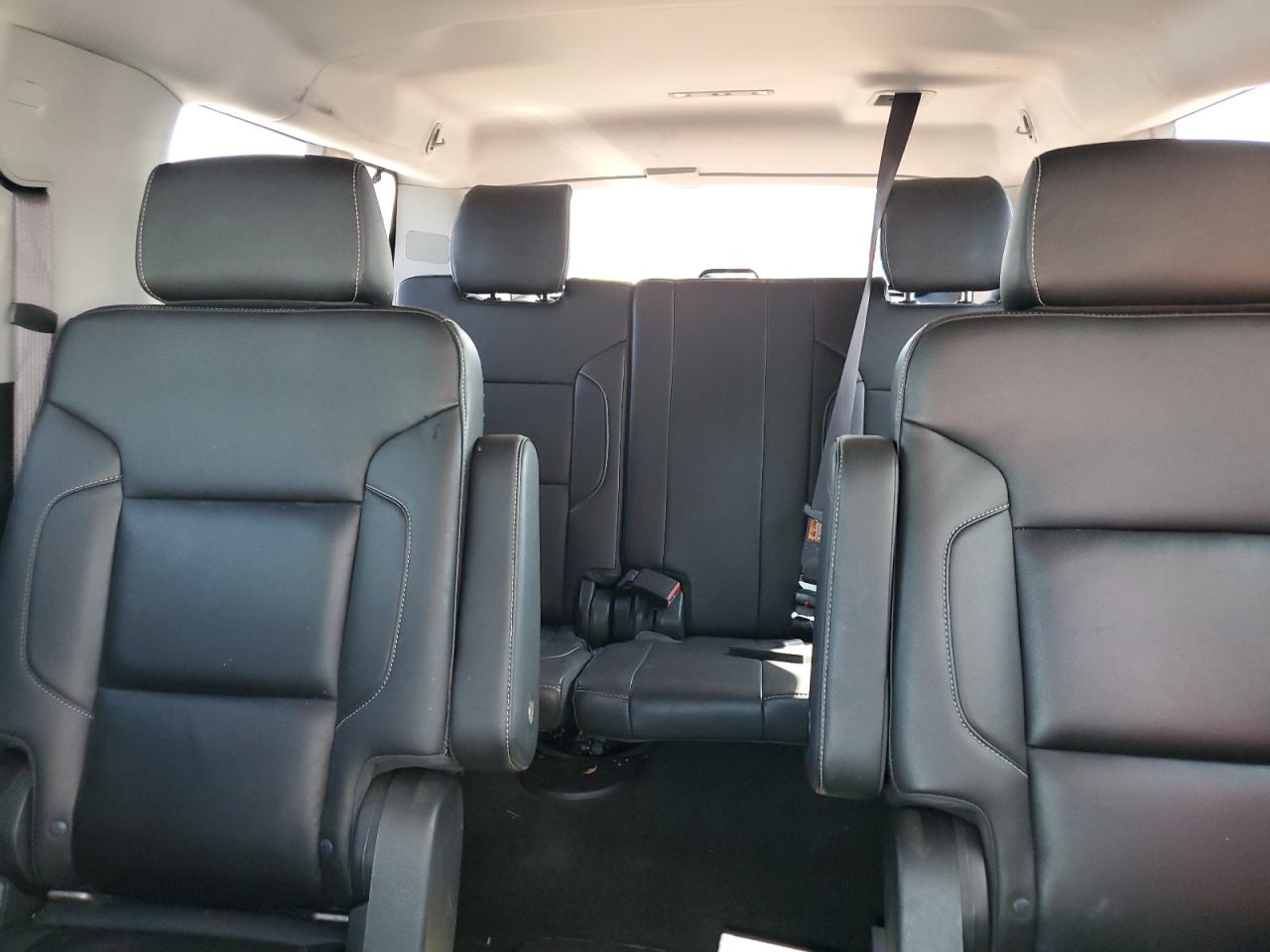 2016 Chevrolet Suburban K1500 Lt VIN: 1GNSKHKC4GR459232 Lot: 82112275