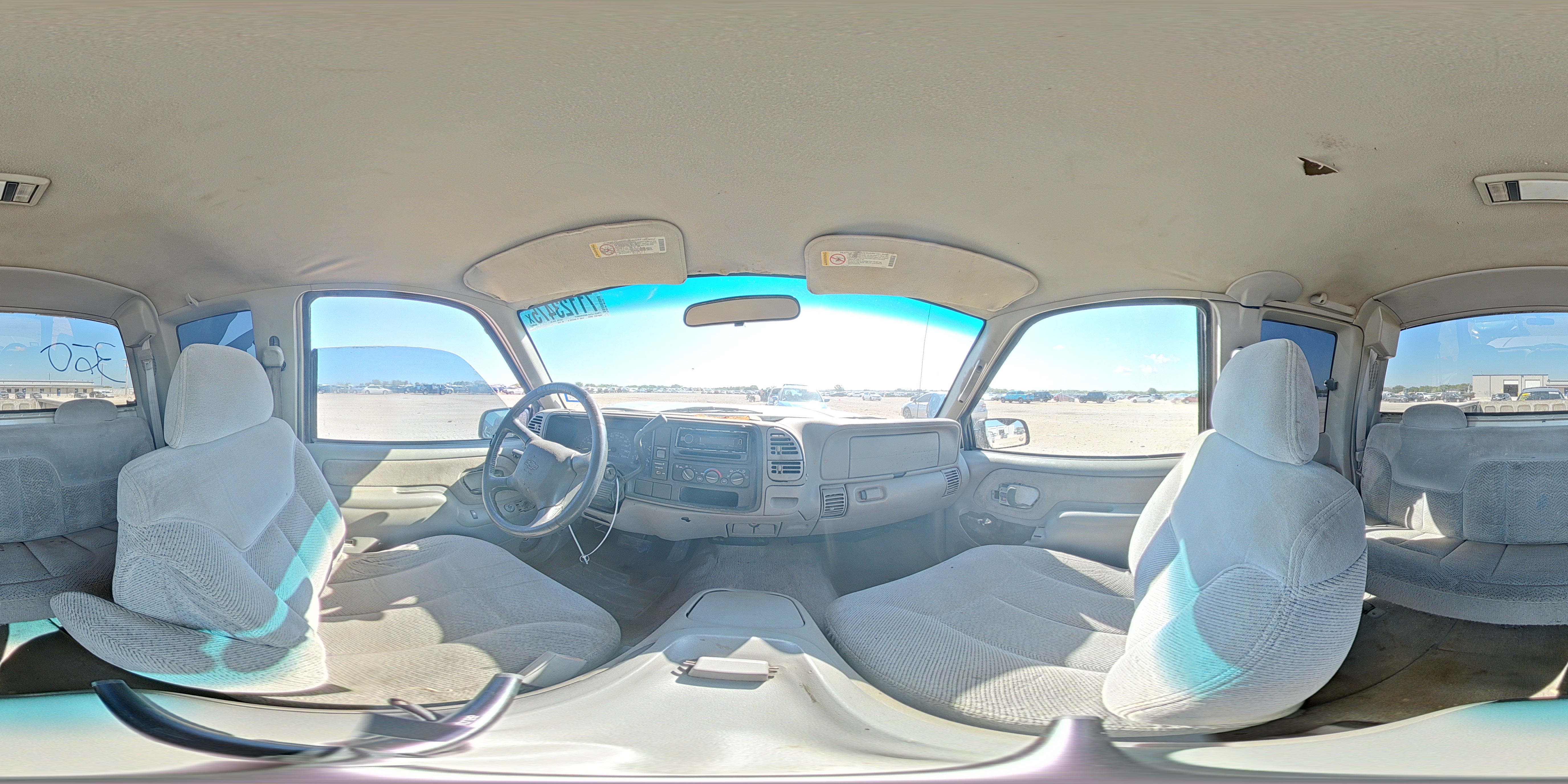 1999 Chevrolet Gmt-400 C1500 VIN: 1GCEC19R7XR114135 Lot: 71123475