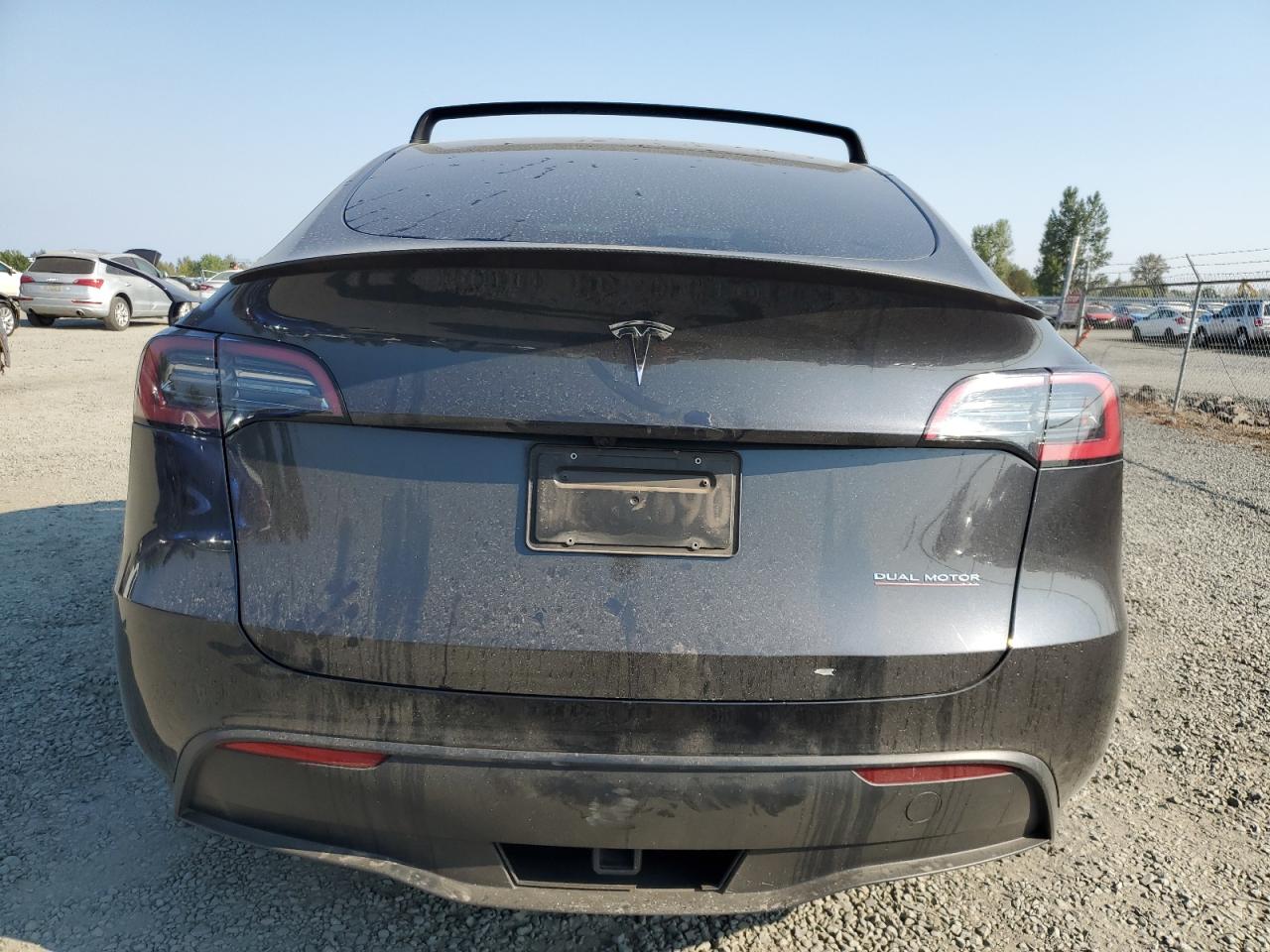 2024 Tesla Model Y VIN: 7SAYGDEF8RF053405 Lot: 70741065