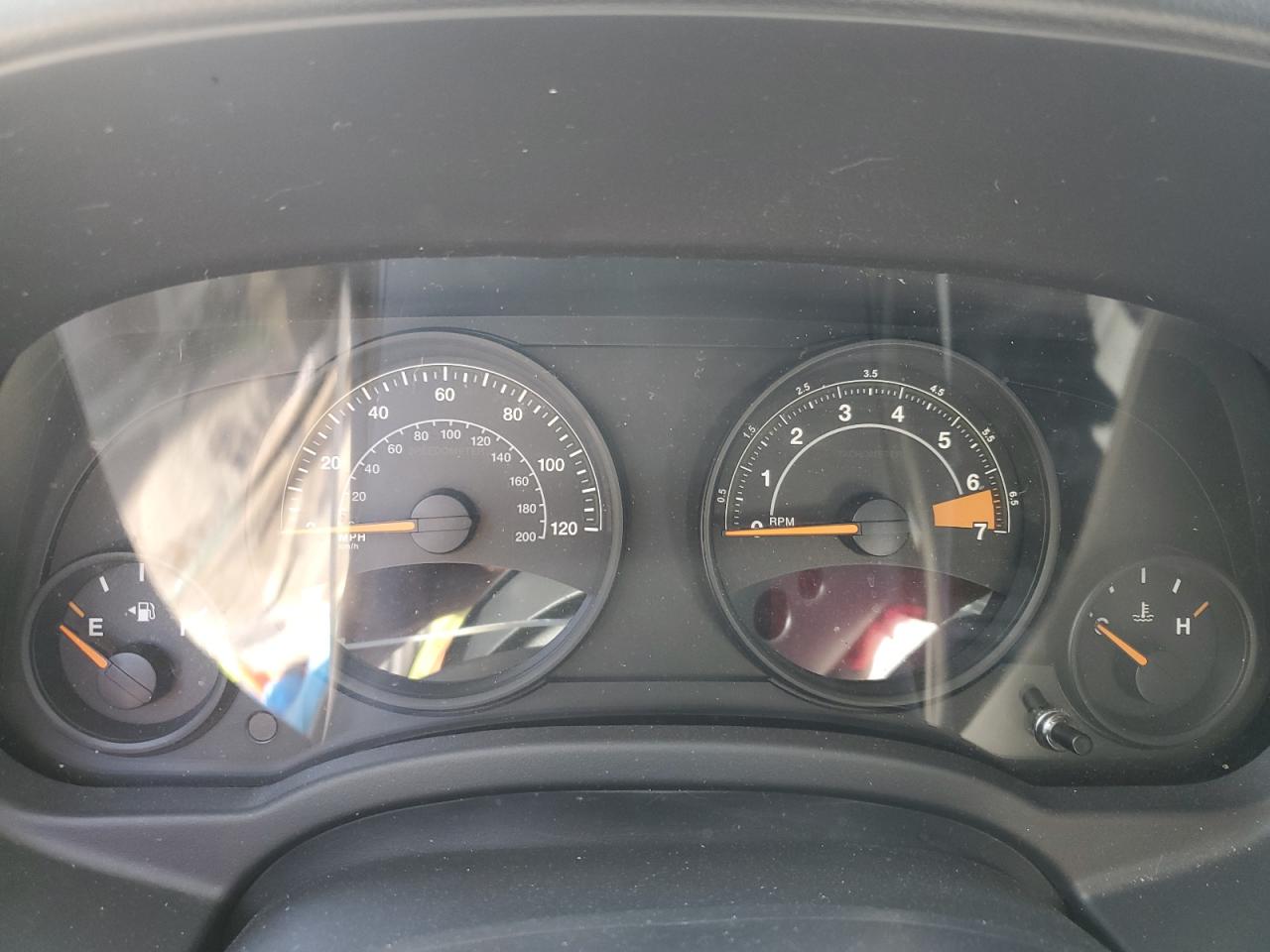 2016 Jeep Compass Sport VIN: 1C4NJCBA6GD575121 Lot: 72015305