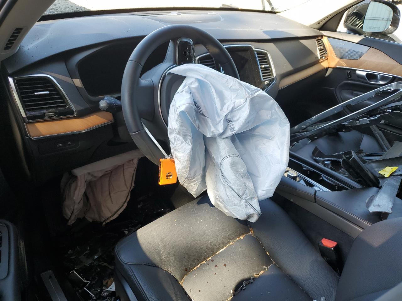 2024 Volvo Xc90 Plus VIN: YV4H60CEXR1207105 Lot: 81404325