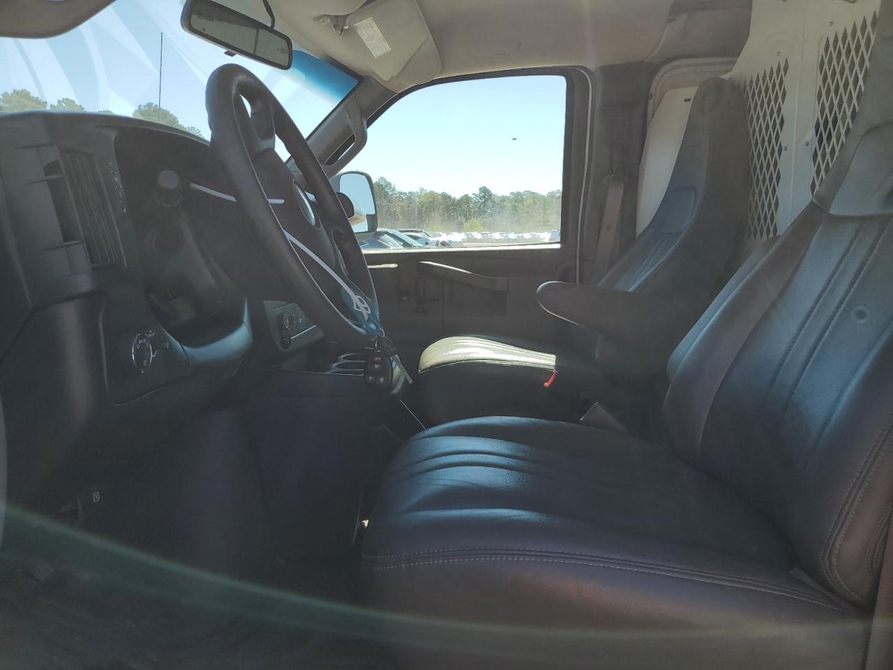 2022 Chevrolet Express G2500 VIN: 1GCWGAF75N1164894 Lot: 71097715