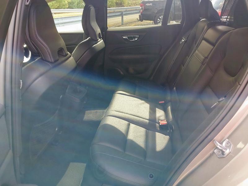 2019 VOLVO V60 INSCRIPTION D3 