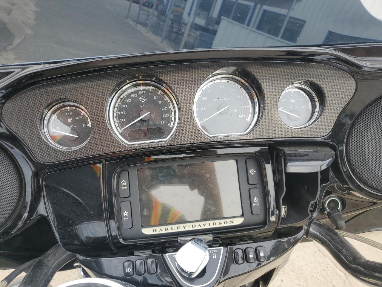 2015 Harley-Davidson Flhtkse Cvo Limited VIN: 1HD1TEN12FB959583 Lot: 84390625