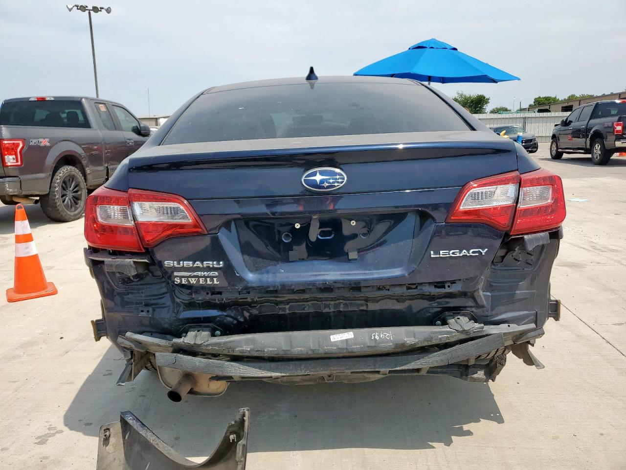 2018 Subaru Legacy 2.5I Premium VIN: 4S3BNAC65J3022995 Lot: 71531135