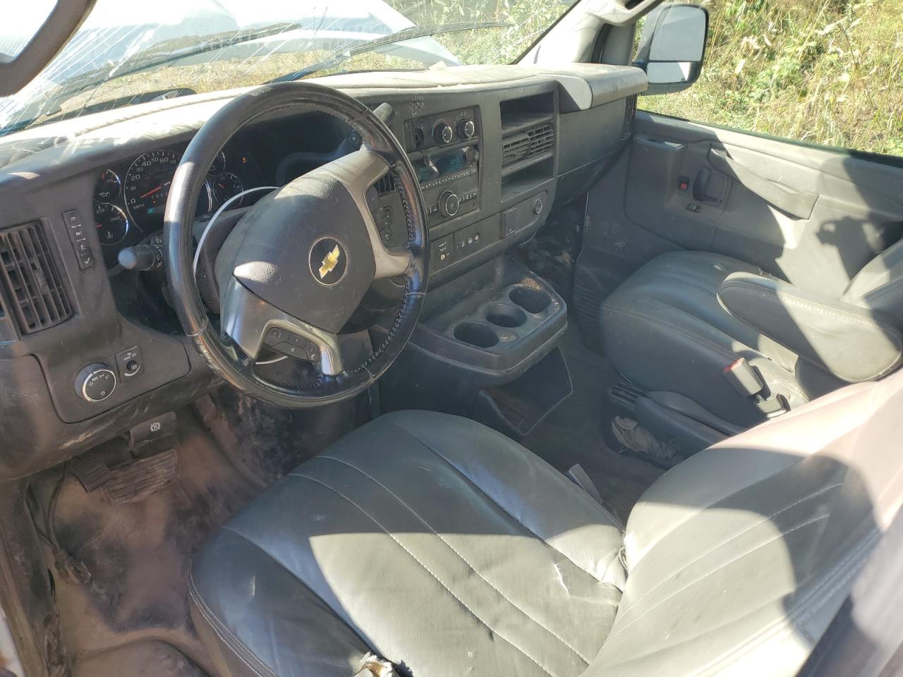 2017 Chevrolet Express G2500 VIN: 1GCWGBFF1H1281552 Lot: 84548215