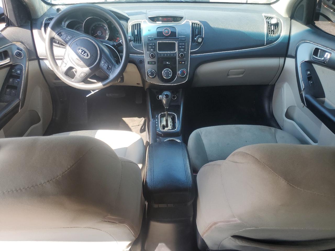 2013 Kia Forte Ex VIN: KNAFU4A20D5737601 Lot: 84188585