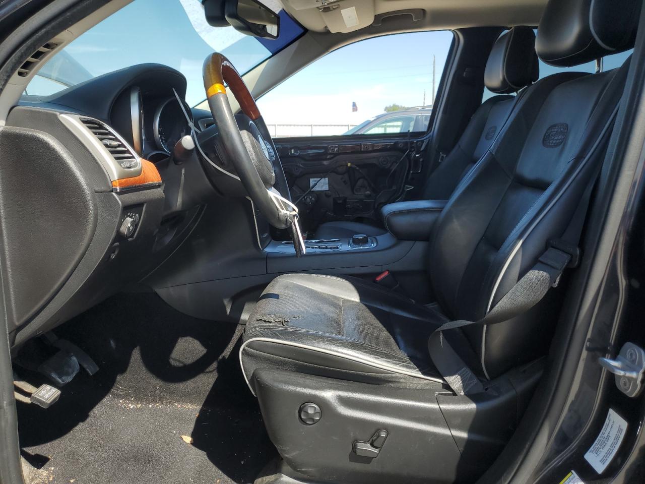 1C4RJFCG8DC522900 2013 Jeep Grand Cherokee Overland