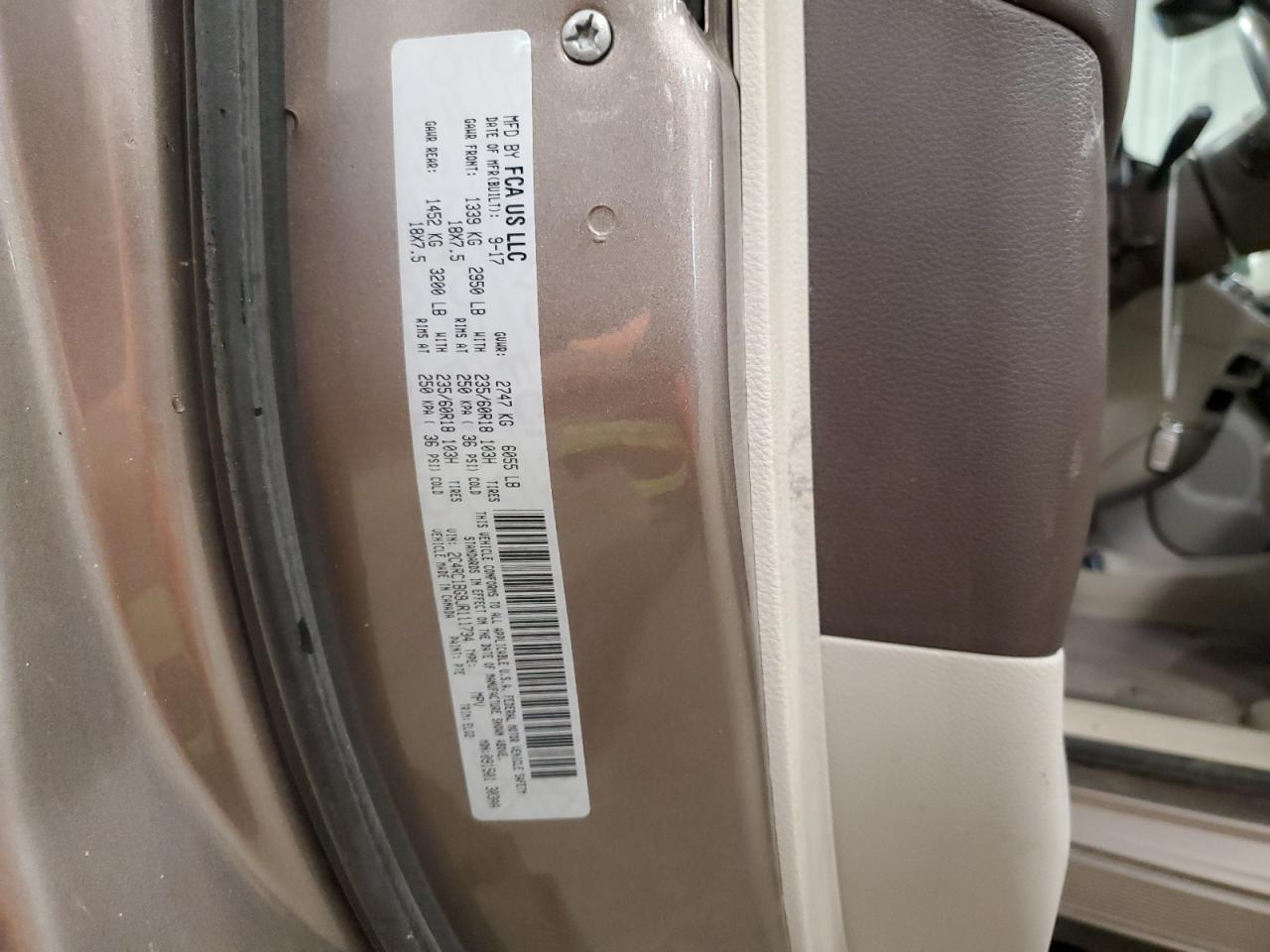 2018 Chrysler Pacifica Touring L VIN: 2C4RC1BG9JR111734 Lot: 71484165
