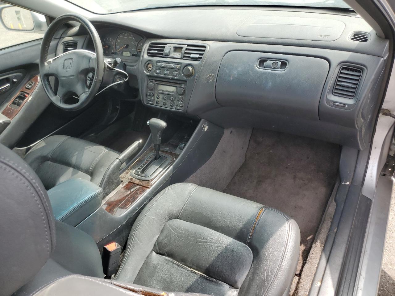 2000 Honda Accord Ex VIN: 1HGCG3275YA018649 Lot: 84037625