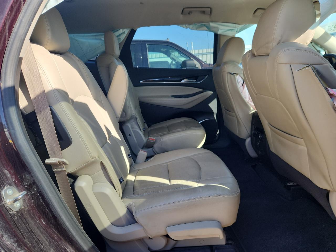 2018 Buick Enclave Essence VIN: 5GAERBKW3JJ190009 Lot: 82172085