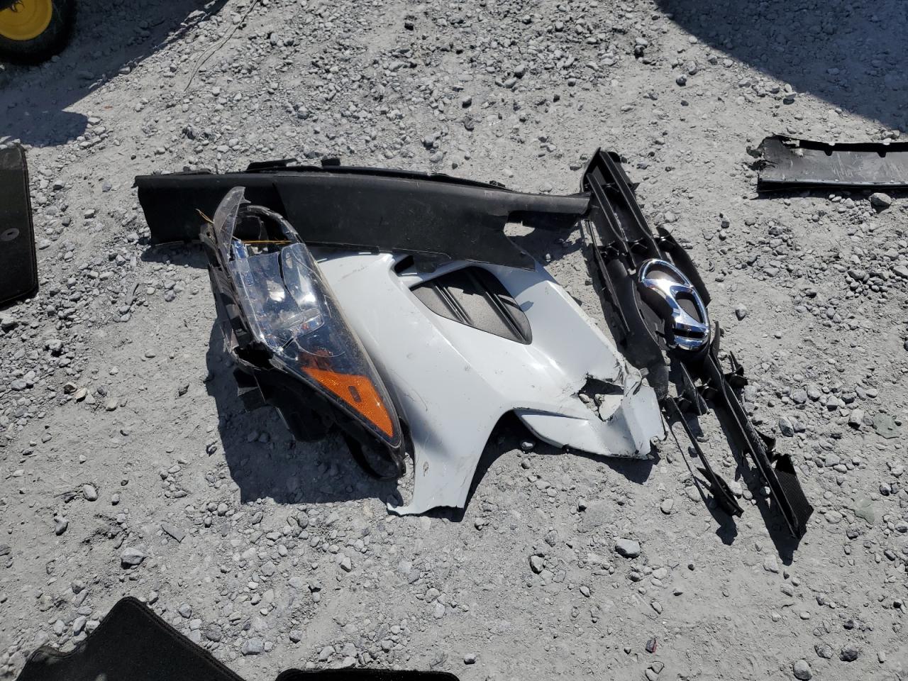 2020 Hyundai Veloster Base VIN: KMHTG6AF6LU029607 Lot: 81849315