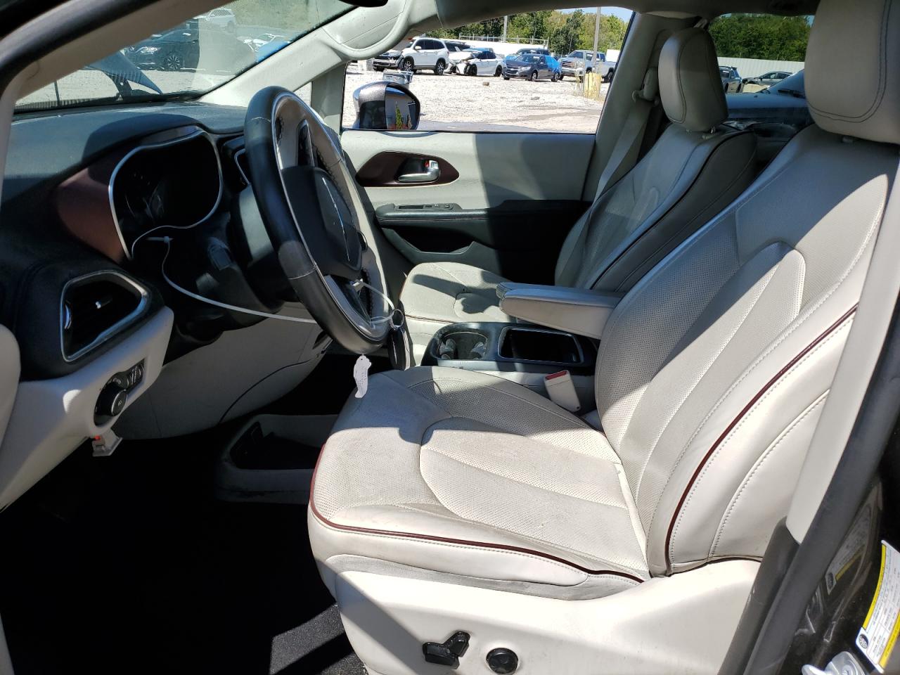 2019 Chrysler Pacifica Limited VIN: 2C4RC1GG8KR628565 Lot: 71984975