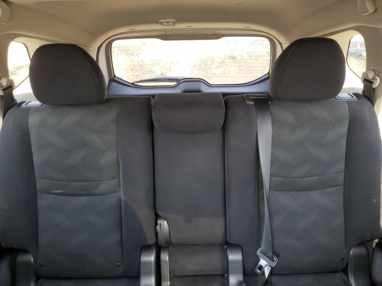 2015 Nissan Rogue S VIN: 5N1AT2MM7FC881853 Lot: 80718505