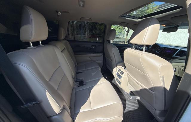 Паркетники HONDA PILOT 2016 Белы