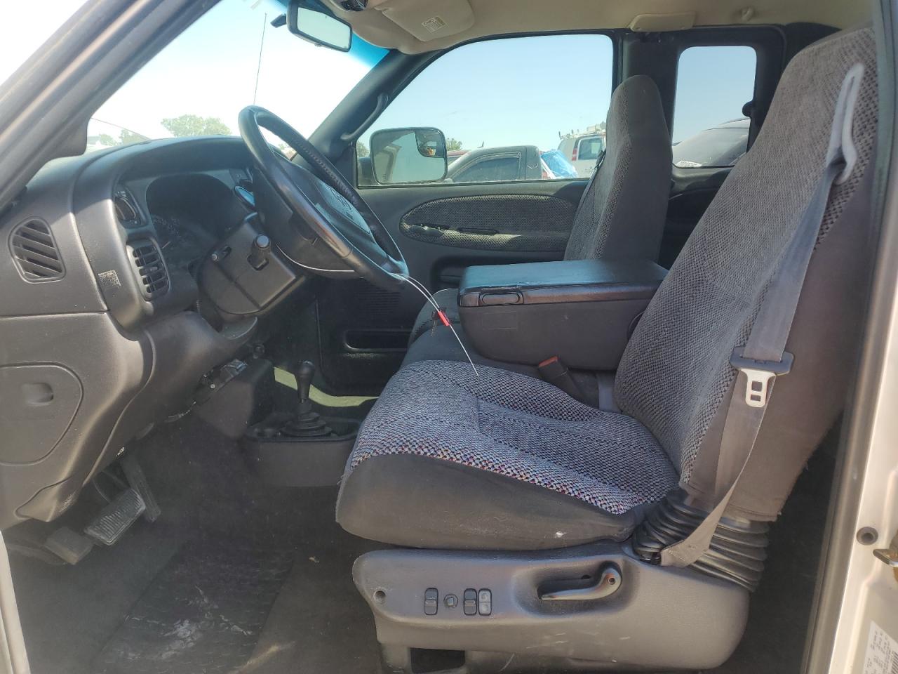 2001 Dodge Ram 2500 VIN: 3B7KF23601G719880 Lot: 71592045