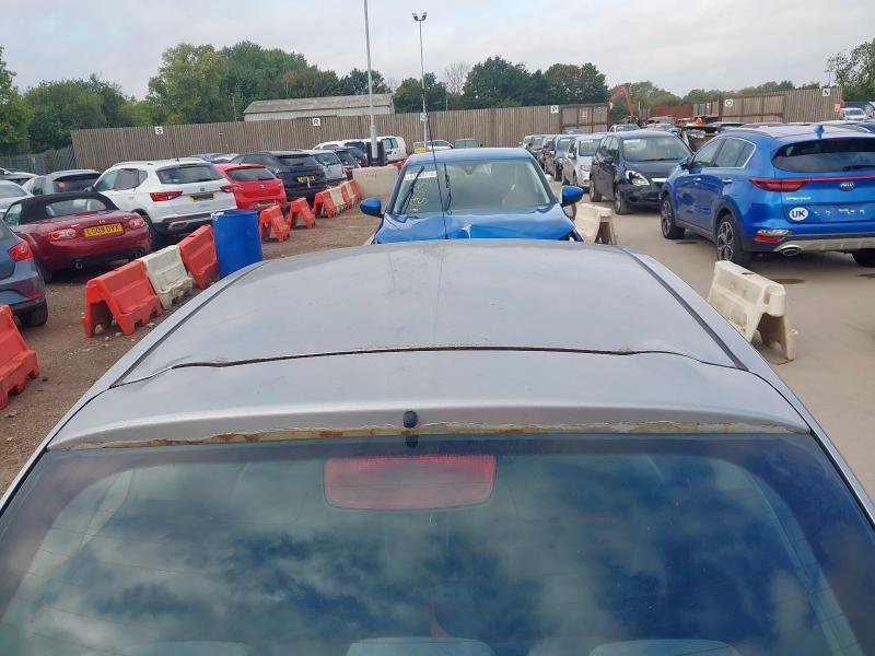 2003 NISSAN MICRA SE AUTO 