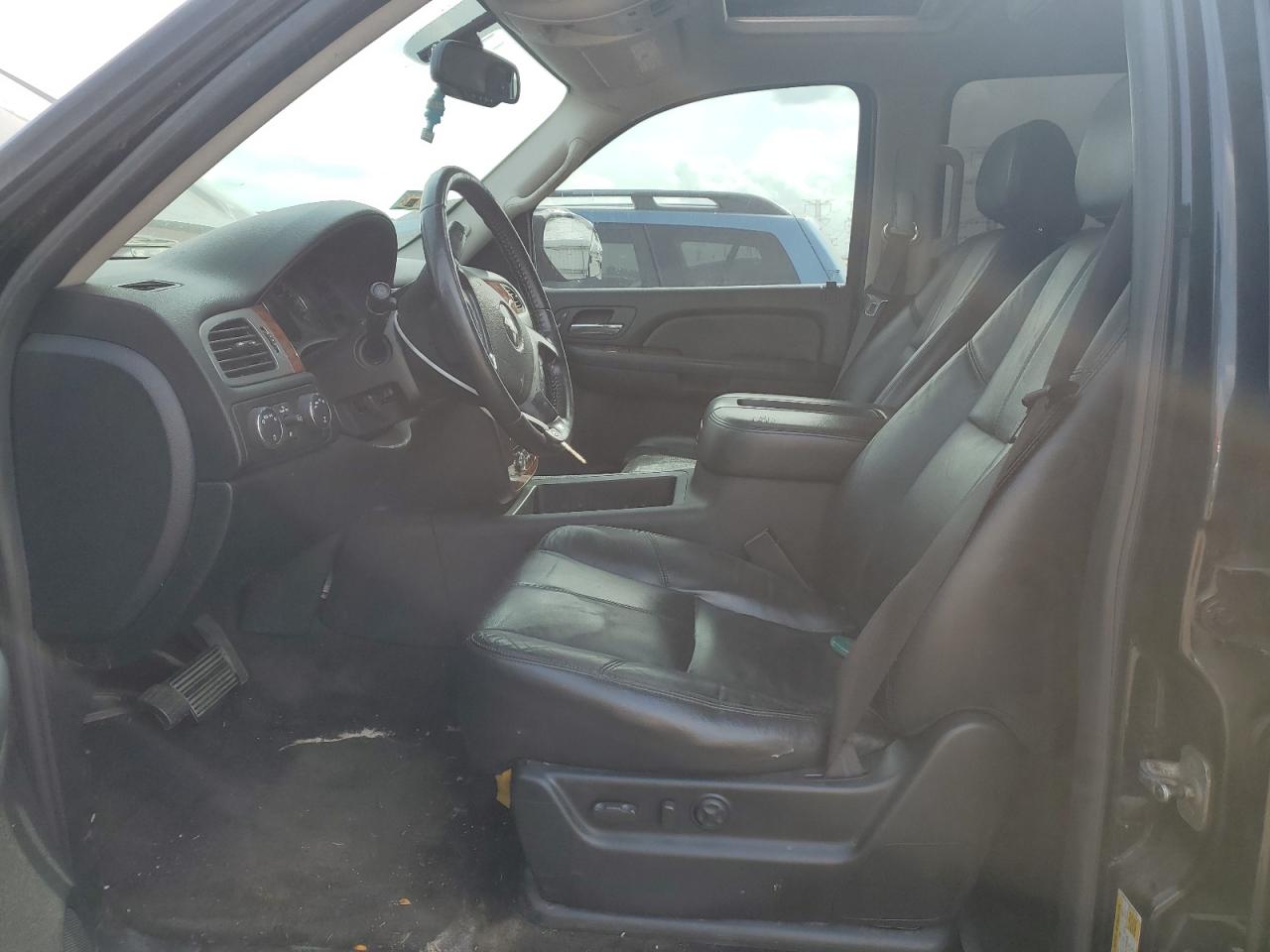 2008 Chevrolet Suburban K1500 Ls VIN: 1GNFK163X8J206726 Lot: 81769605