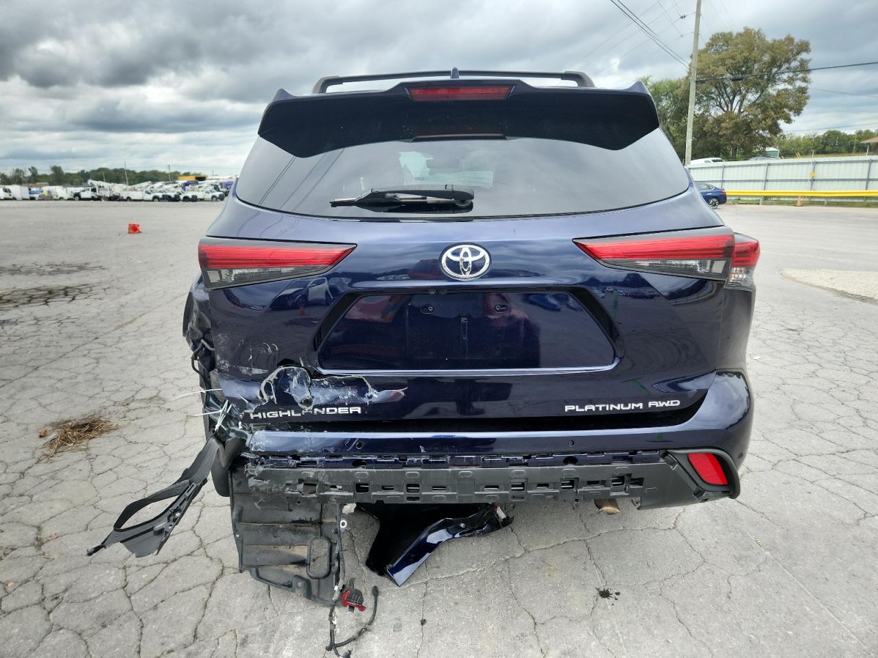 2020 Toyota Highlander Platinum VIN: 5TDFZRBH5LS042964 Lot: 81775885