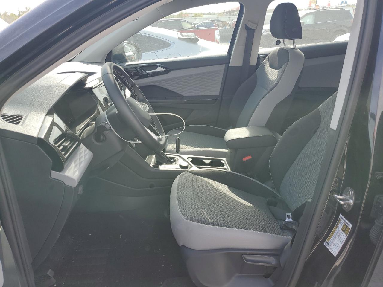 2024 Volkswagen Taos S VIN: 3VV8X7B26RM095679 Lot: 72037445