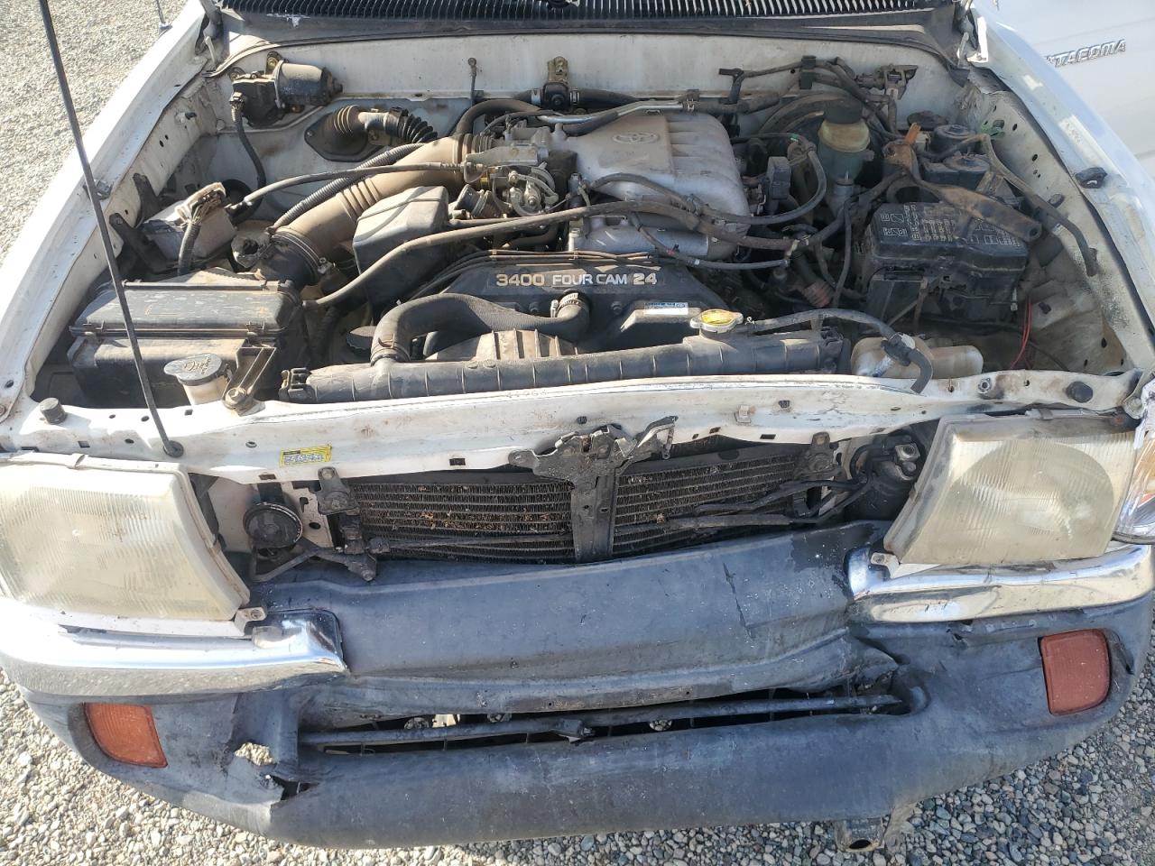 2000 Toyota Tacoma Xtracab VIN: 4TAWN72N0YZ595240 Lot: 72080405