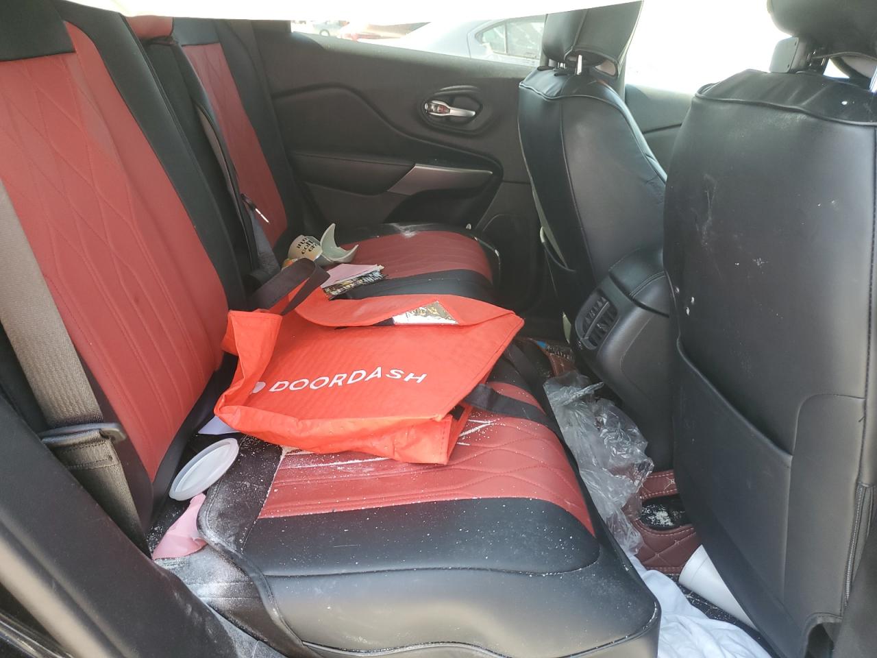 2020 Jeep Cherokee Latitude VIN: 1C4PJLCB9LD648735 Lot: 81312325