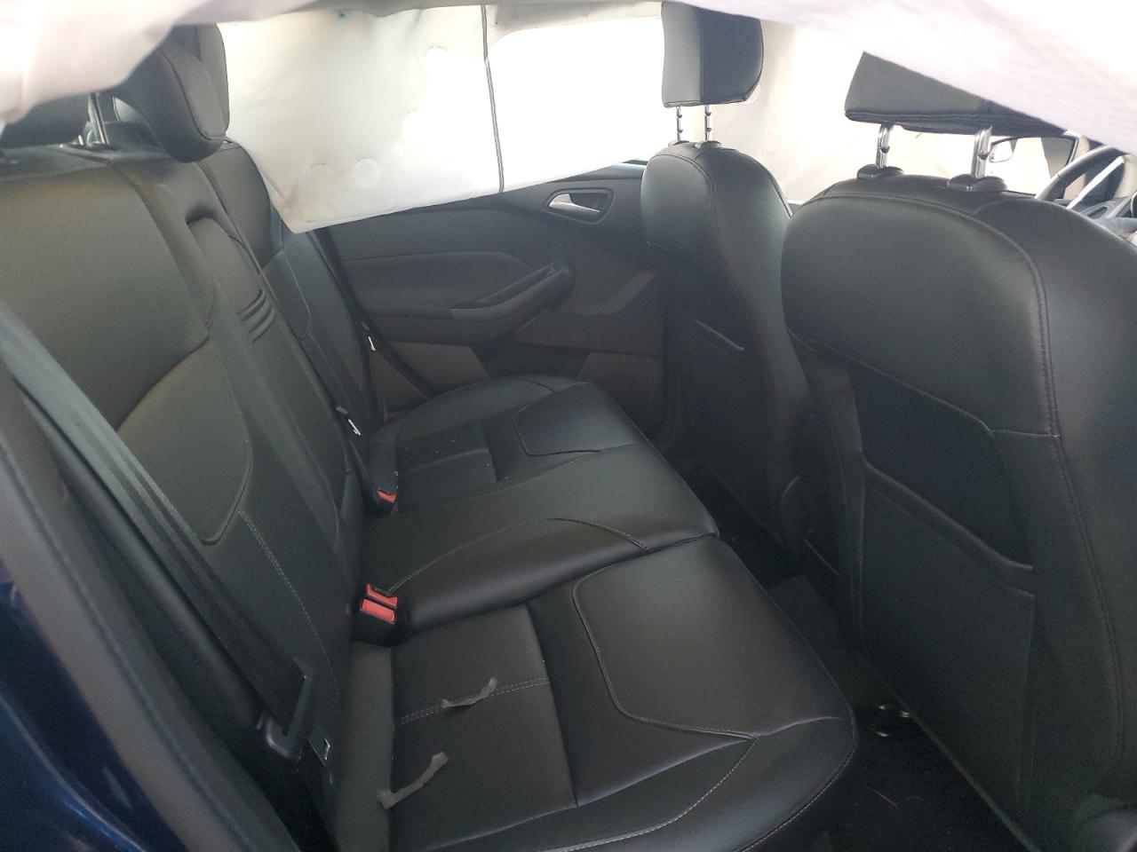 2016 Ford Focus Se VIN: 1FADP3K28GL324387 Lot: 84536205