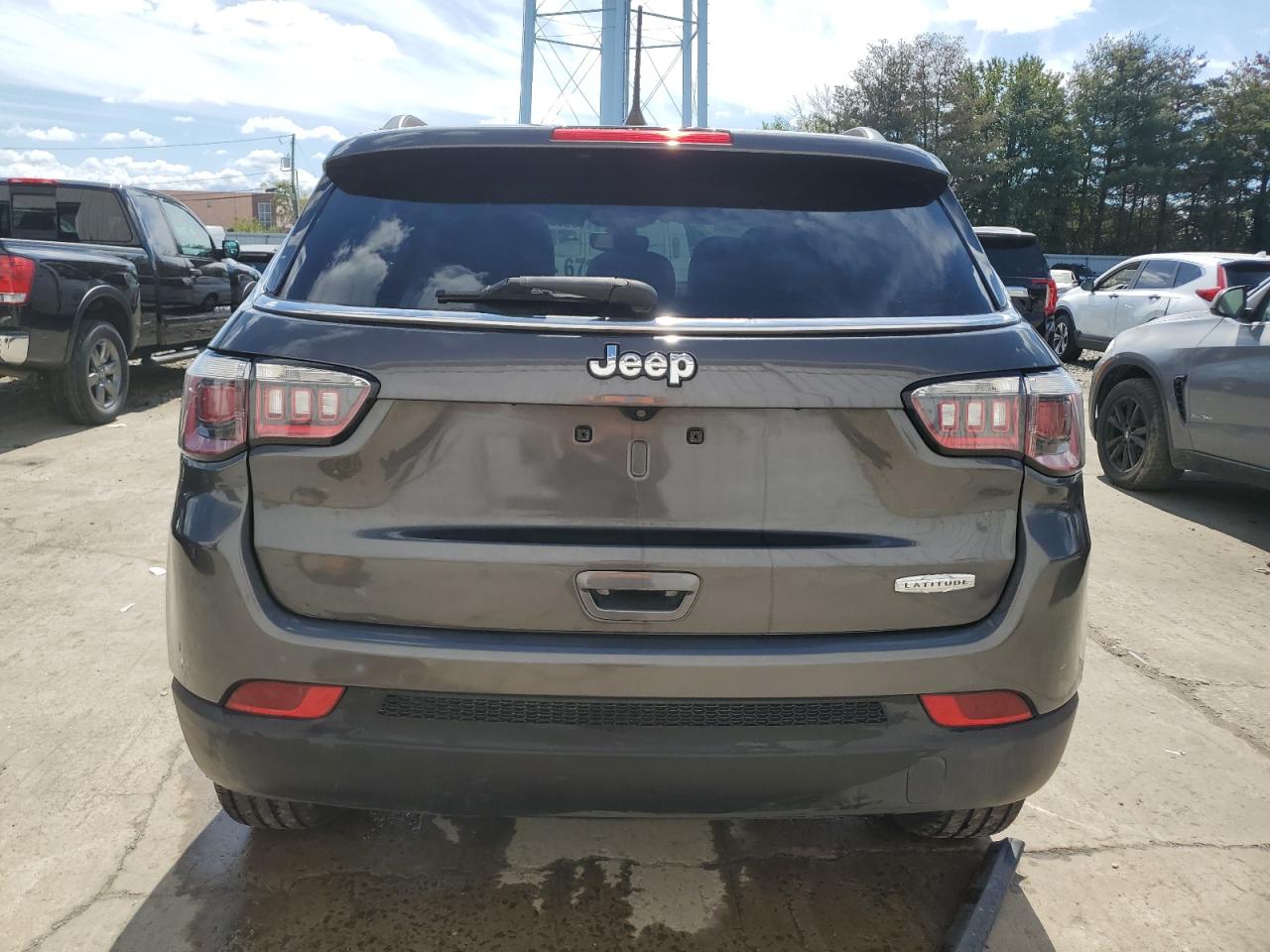 2018 Jeep Compass Latitude VIN: 3C4NJDBB7JT434588 Lot: 70859875