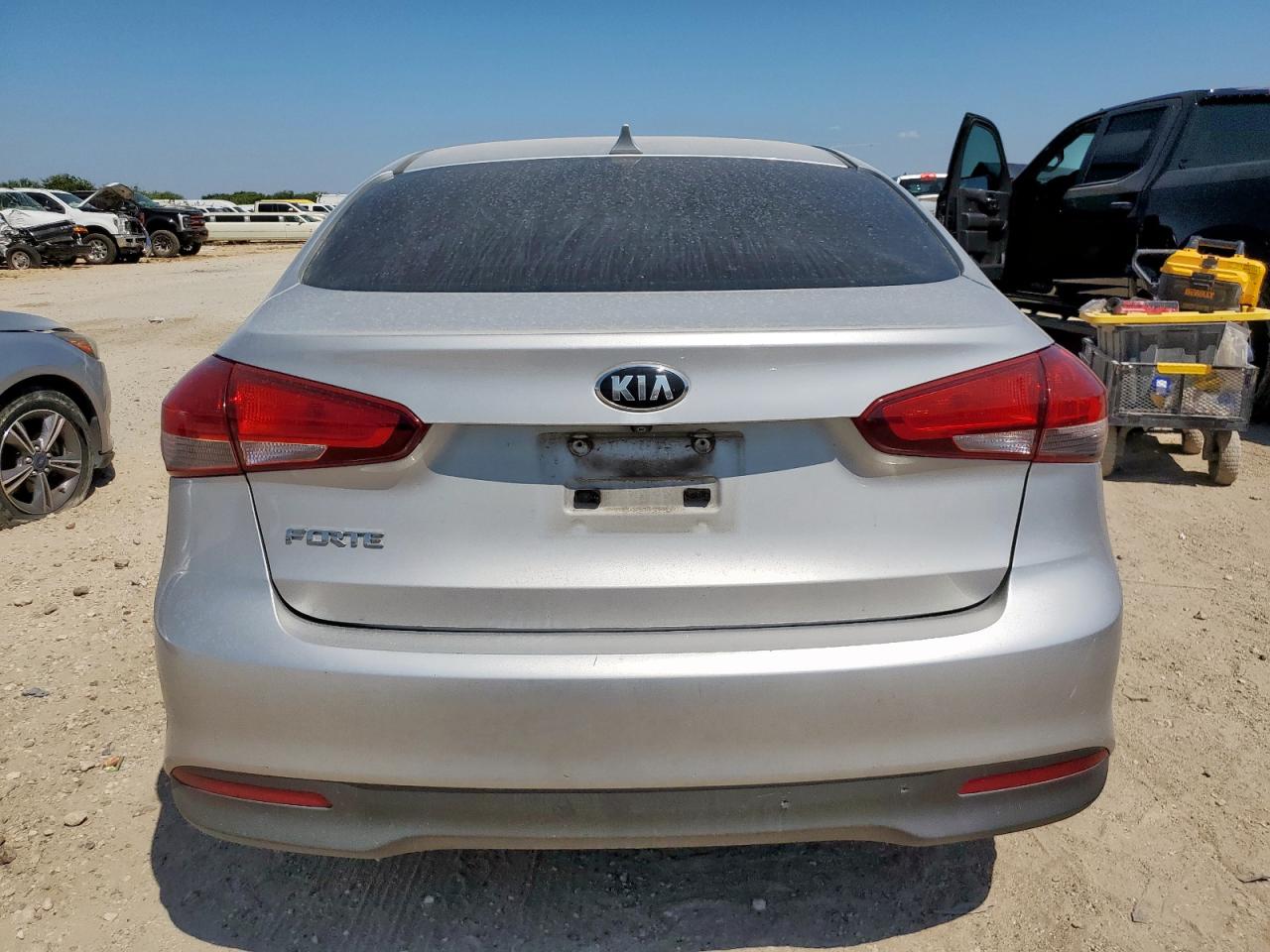 2017 Kia Forte Lx VIN: 3KPFL4A78HE124248 Lot: 71689445